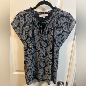 Loft navy and white small top